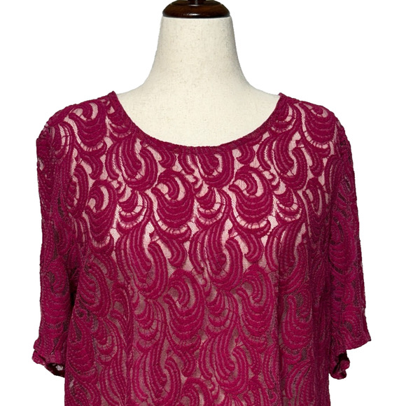 Catherines Top Womens 2X-22-24W Fuchsia Pink Lace Overlay Semi Sheer Career - Picture 2 of 8